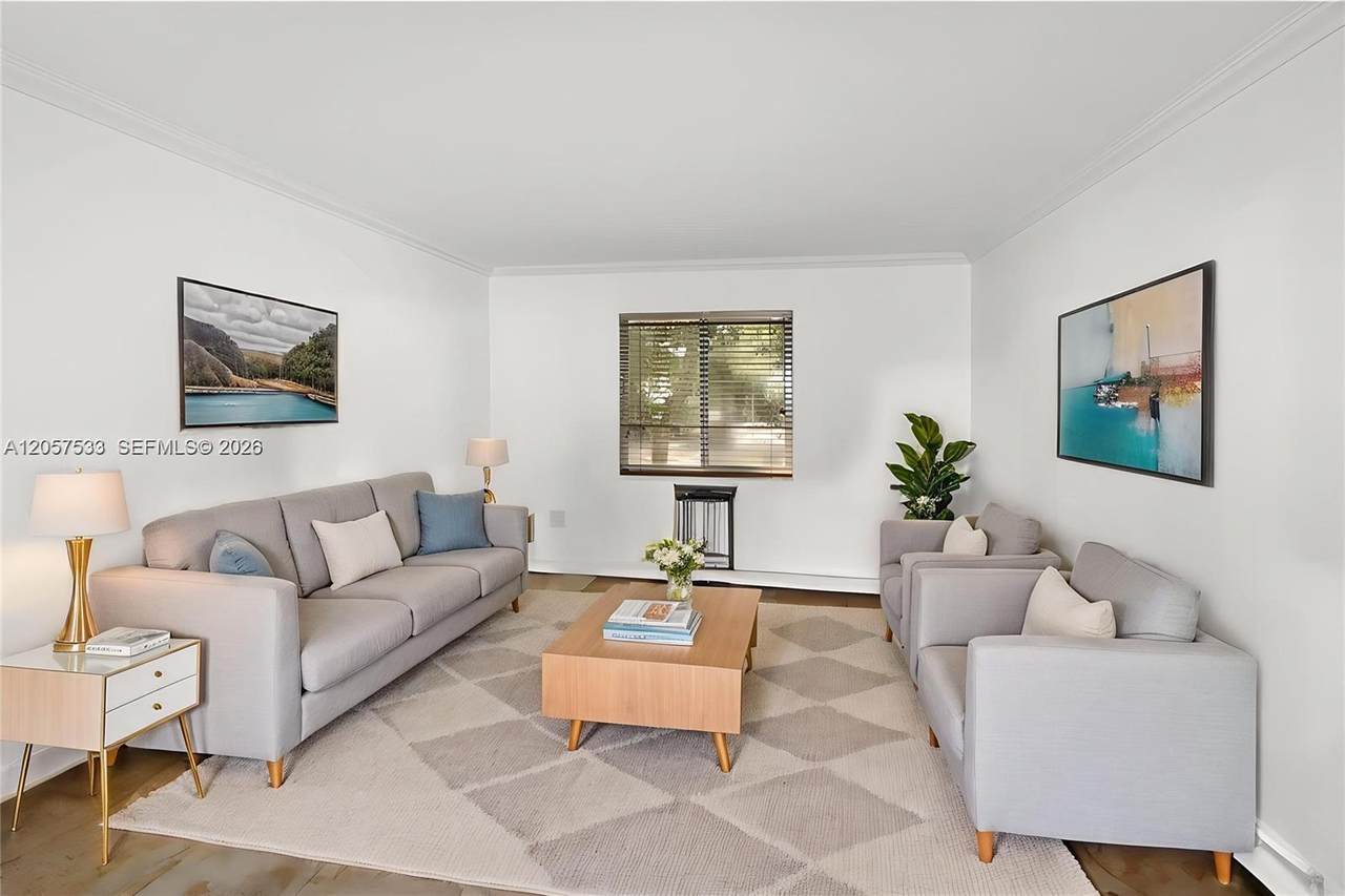 8617 68th Ct - Photo 1