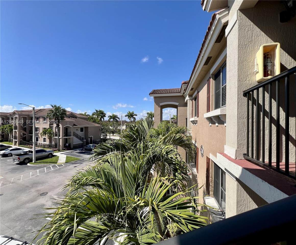 https://bt-photos.global.ssl.fastly.net/miami/1280_boomver_3_A12059548-2.jpg
