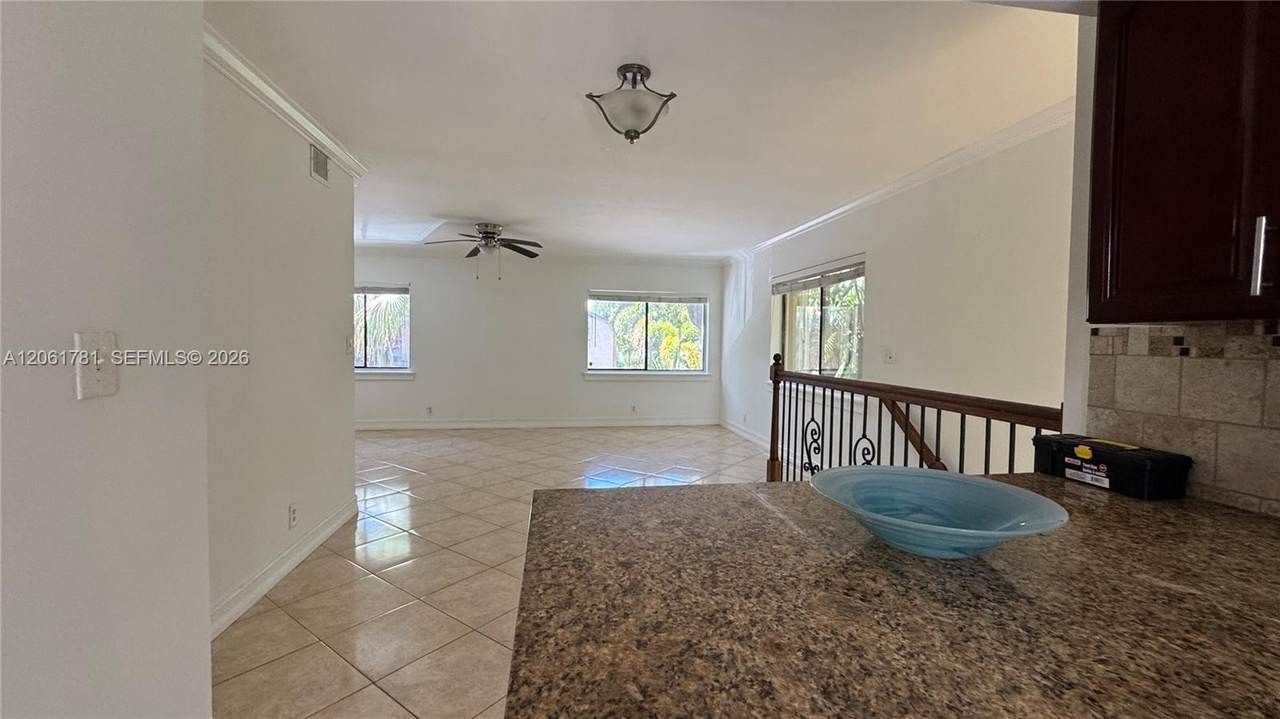 https://bt-photos.global.ssl.fastly.net/miami/1280_boomver_3_A12061781-2.jpg