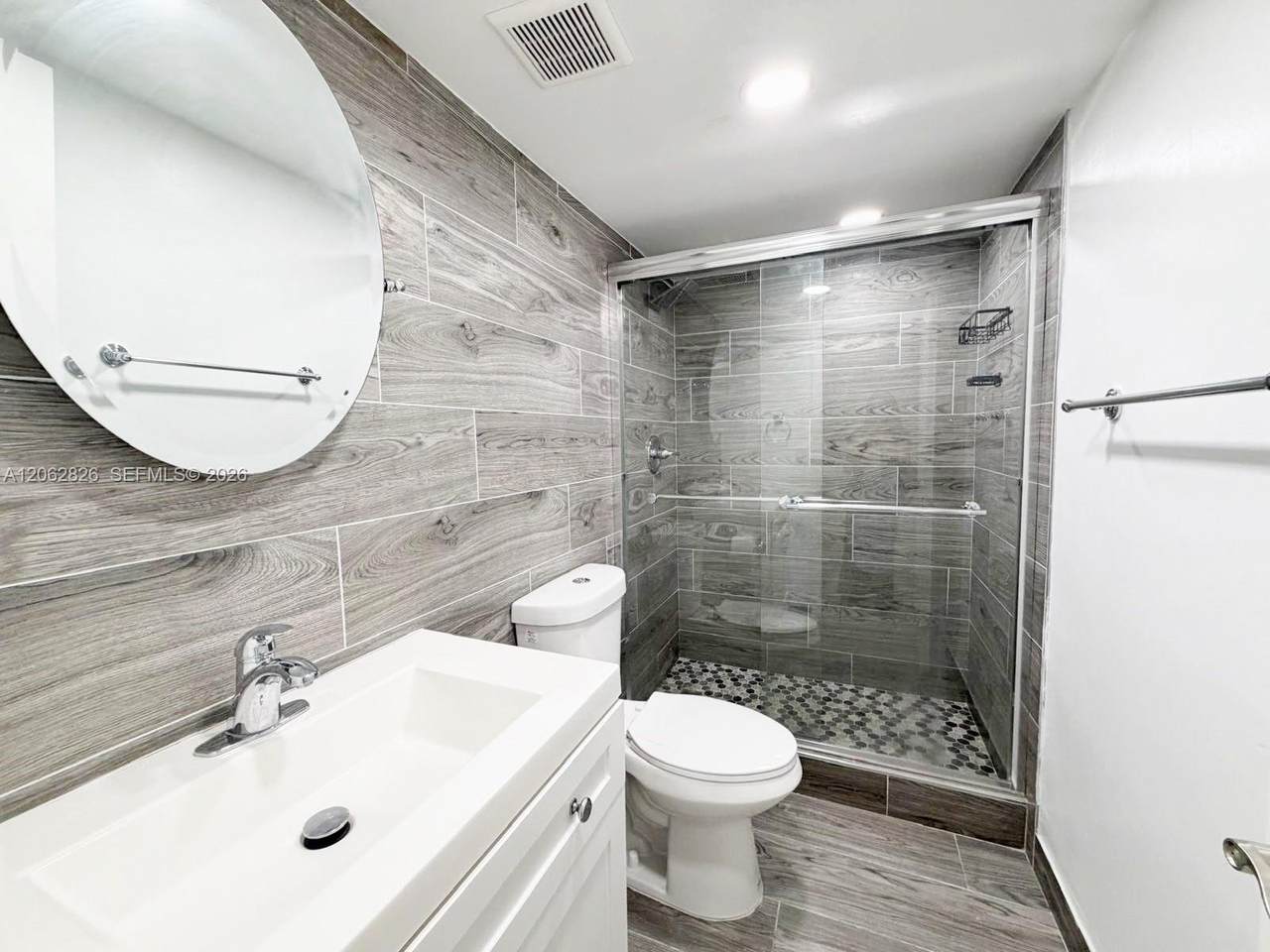 https://bt-photos.global.ssl.fastly.net/miami/1280_boomver_2_A12062826-2.jpg