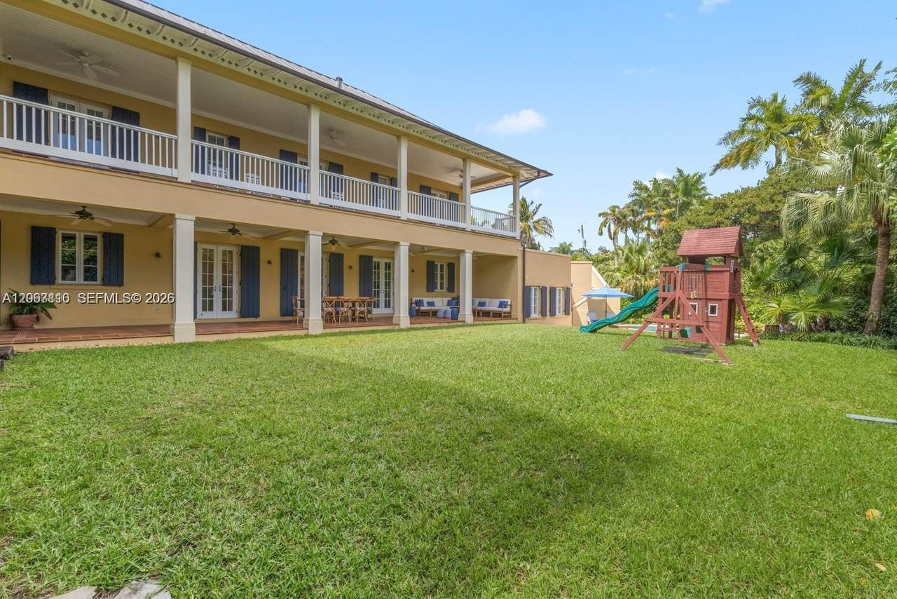 https://bt-photos.global.ssl.fastly.net/miami/1280_boomver_3_A12063110-2.jpg