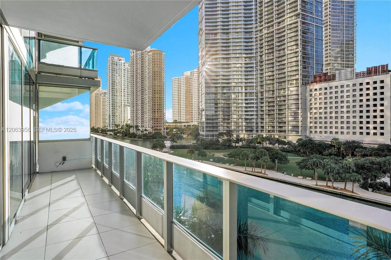 https://bt-photos.global.ssl.fastly.net/miami/1280_boomver_3_A12063956-2.jpg