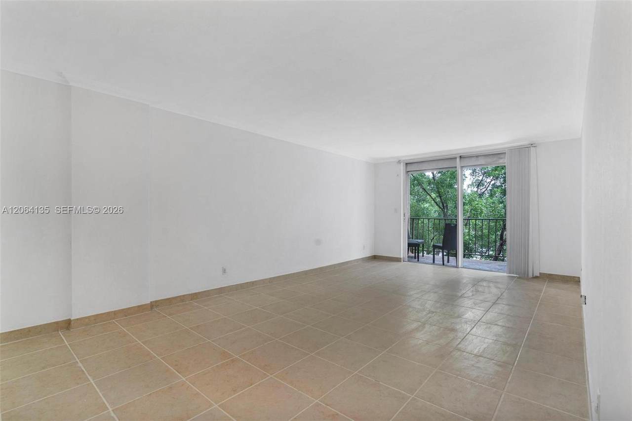 1465 123rd St - Photo 1