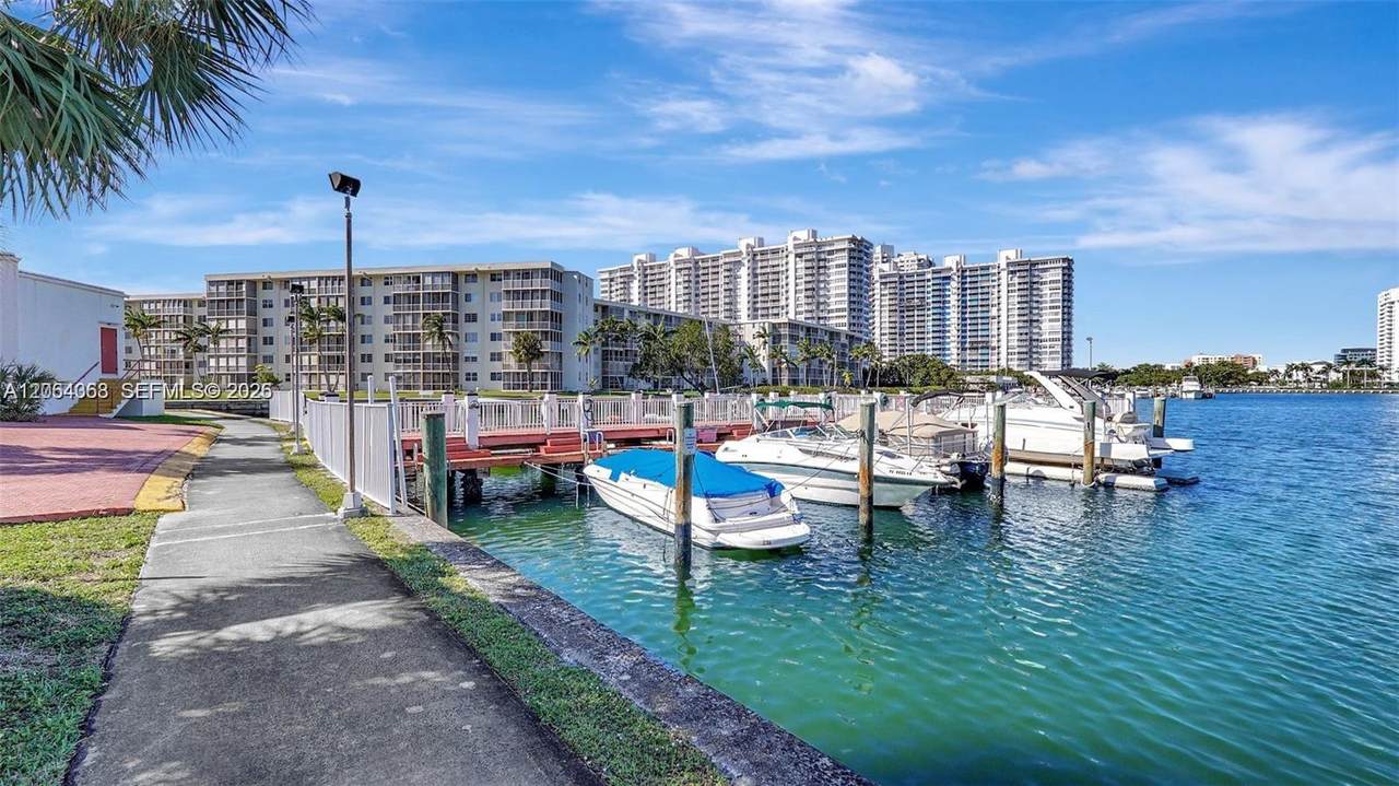 https://bt-photos.global.ssl.fastly.net/miami/1280_boomver_3_A12064368-2.jpg