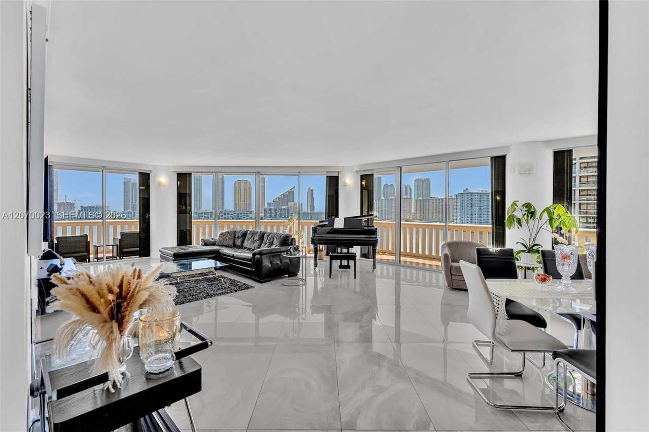 https://bt-photos.global.ssl.fastly.net/miami/1280_boomver_3_A12070023-2.jpg