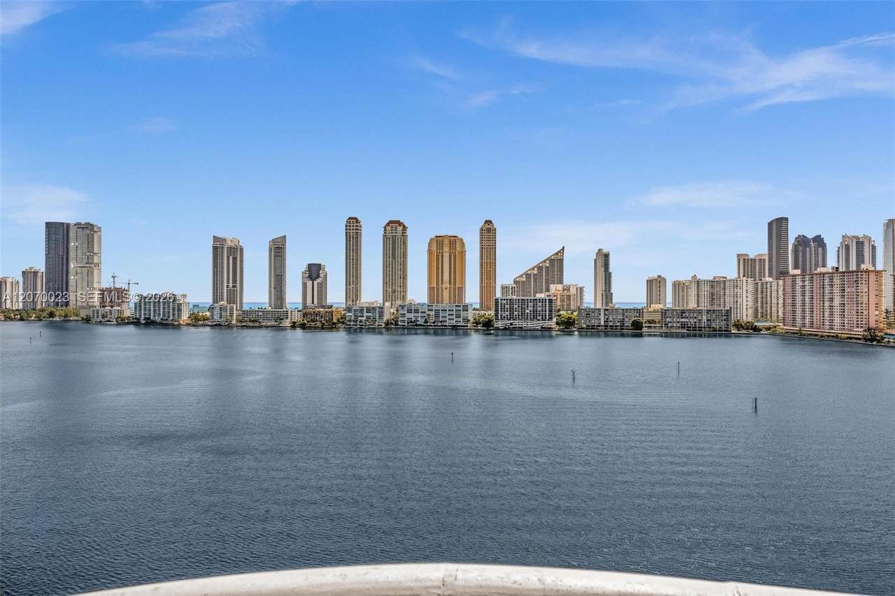 https://bt-photos.global.ssl.fastly.net/miami/1280_boomver_3_A12070023-2.jpg
