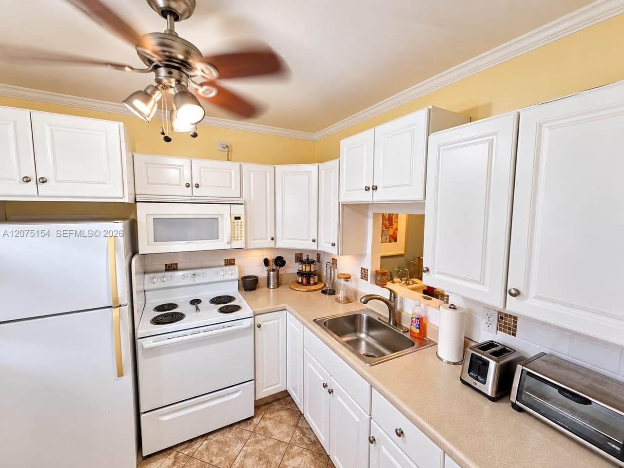 5181 Oakland Park Blvd - Photo 1