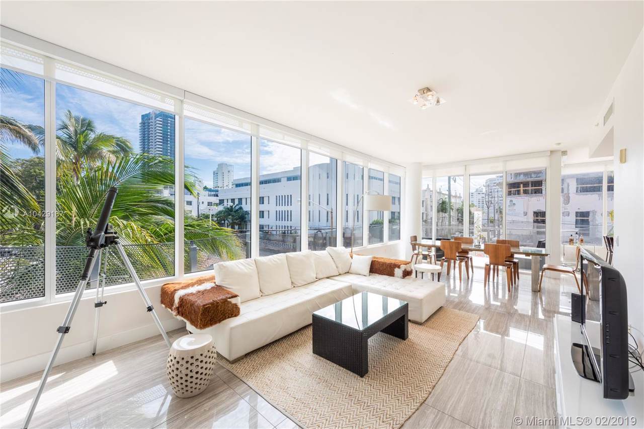 2100 Park Av - Photo 1