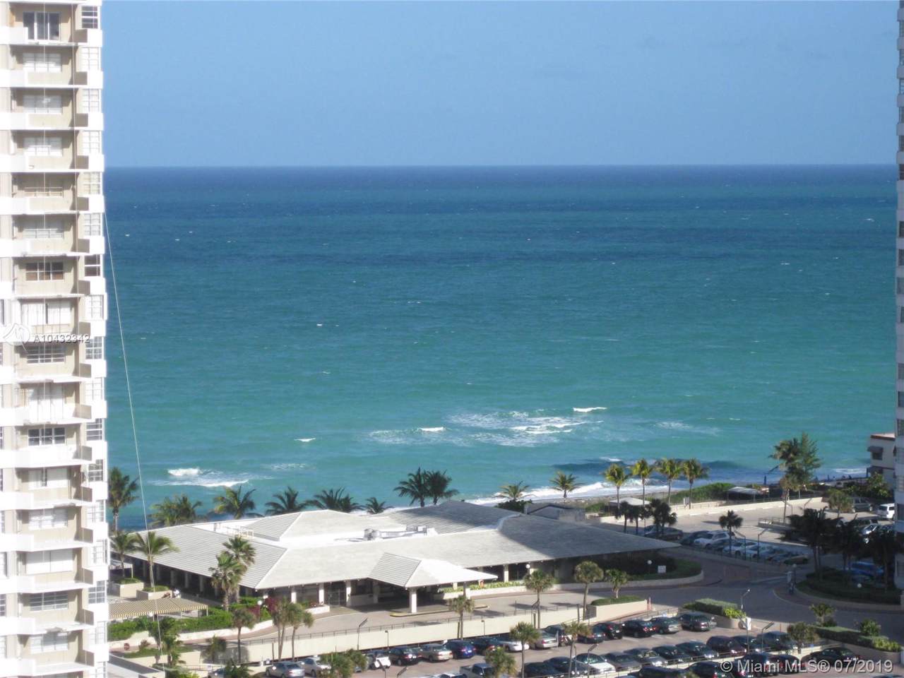 1945 Ocean Dr - Photo 1