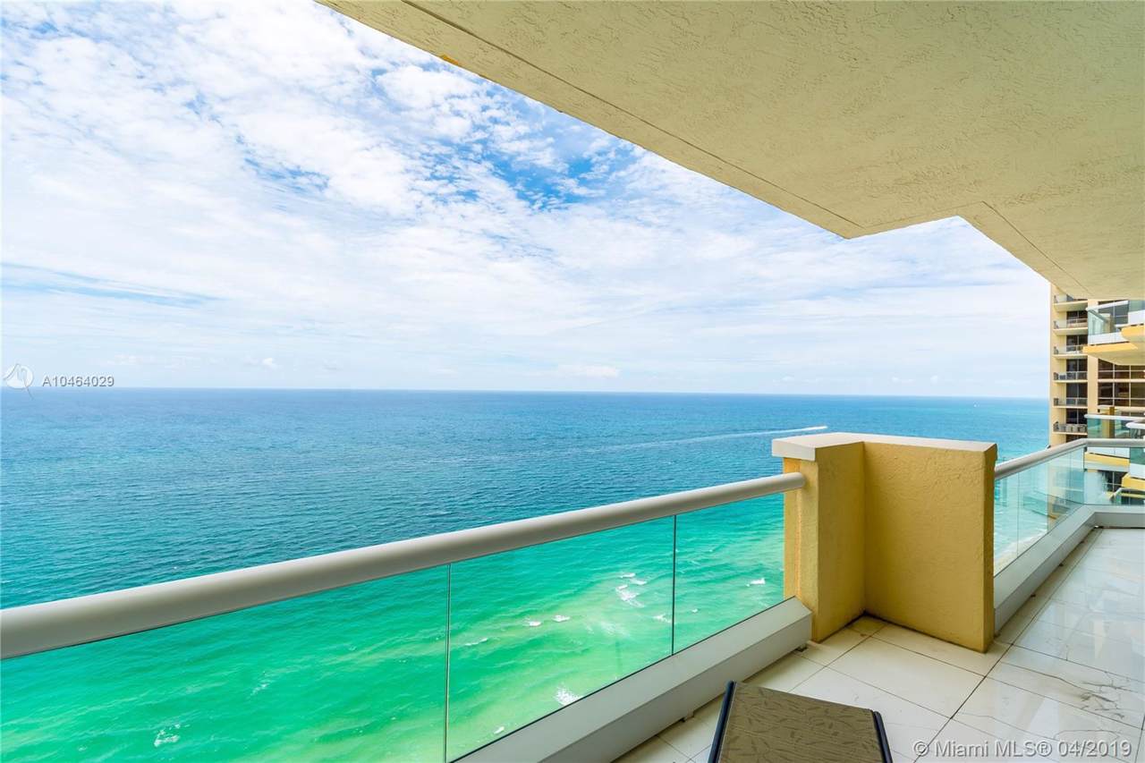17875 Collins Ave - Photo 1