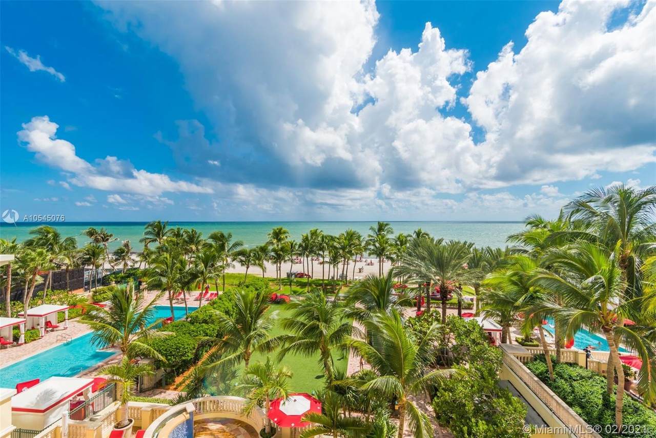 17875 Collins Ave - Photo 1