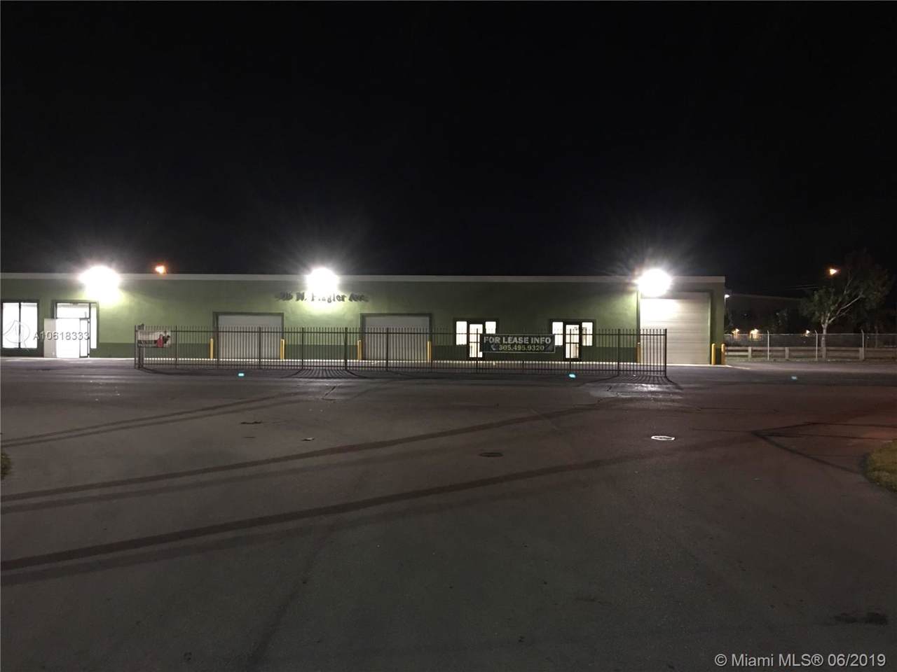 916 Flagler Ave - Photo 1