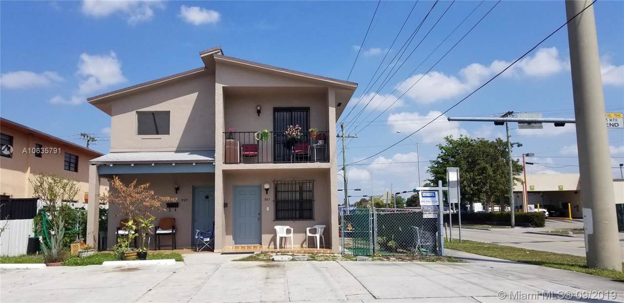 595 8th St - Photo 1