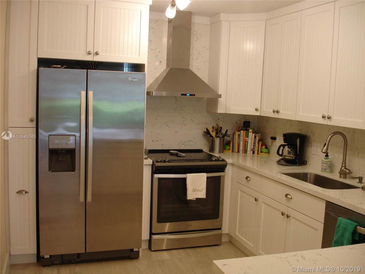 18608 Bobolink Dr - Photo 1