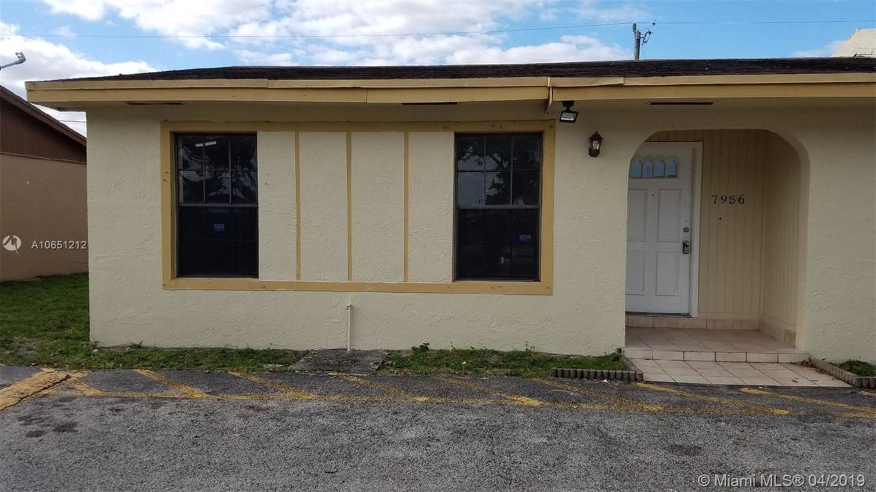 7956 Pembroke Rd - Photo 1
