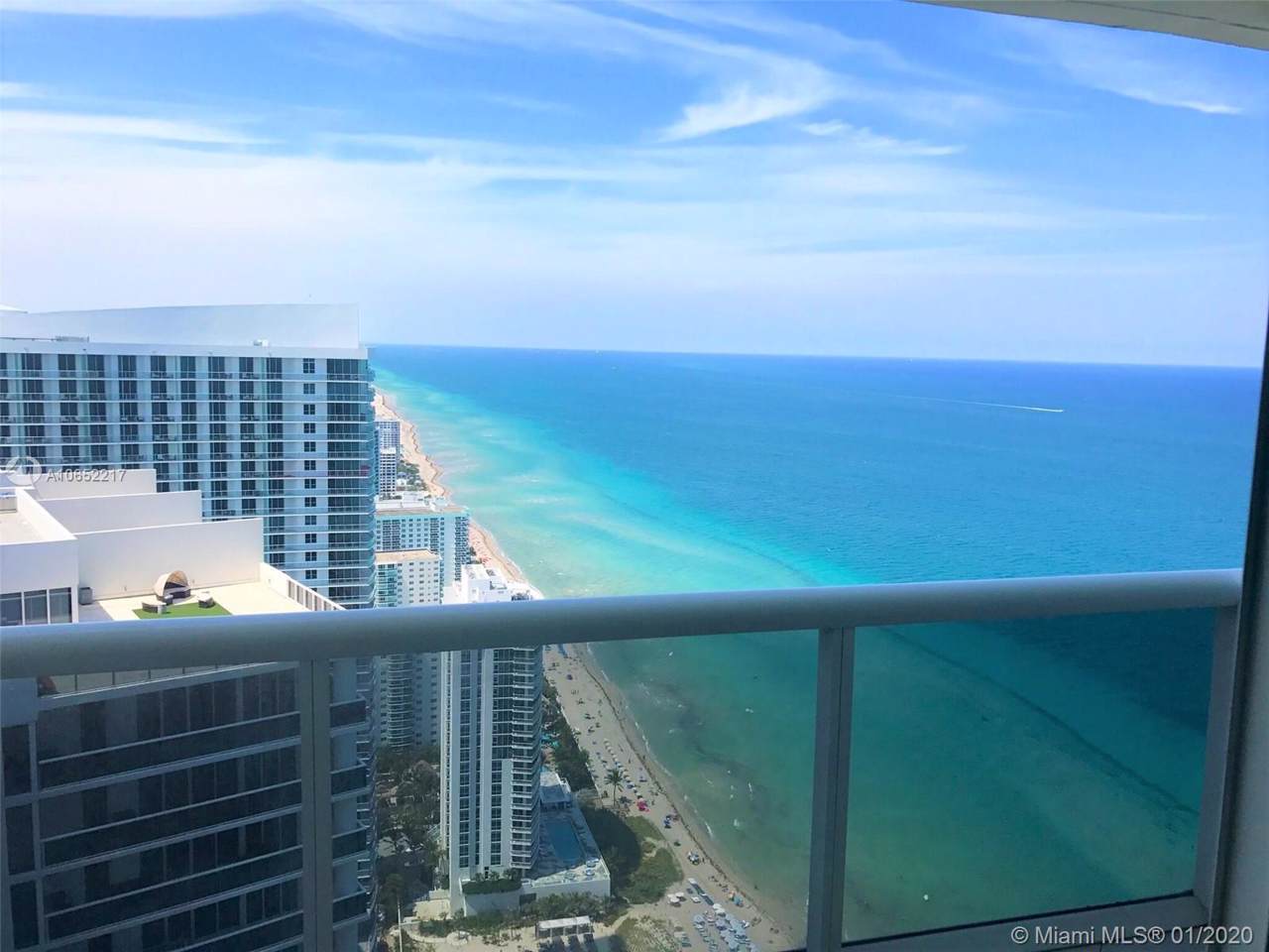 1830 Ocean Dr - Photo 1