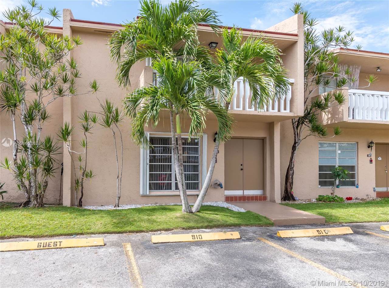 17190 94 Ave - Photo 1