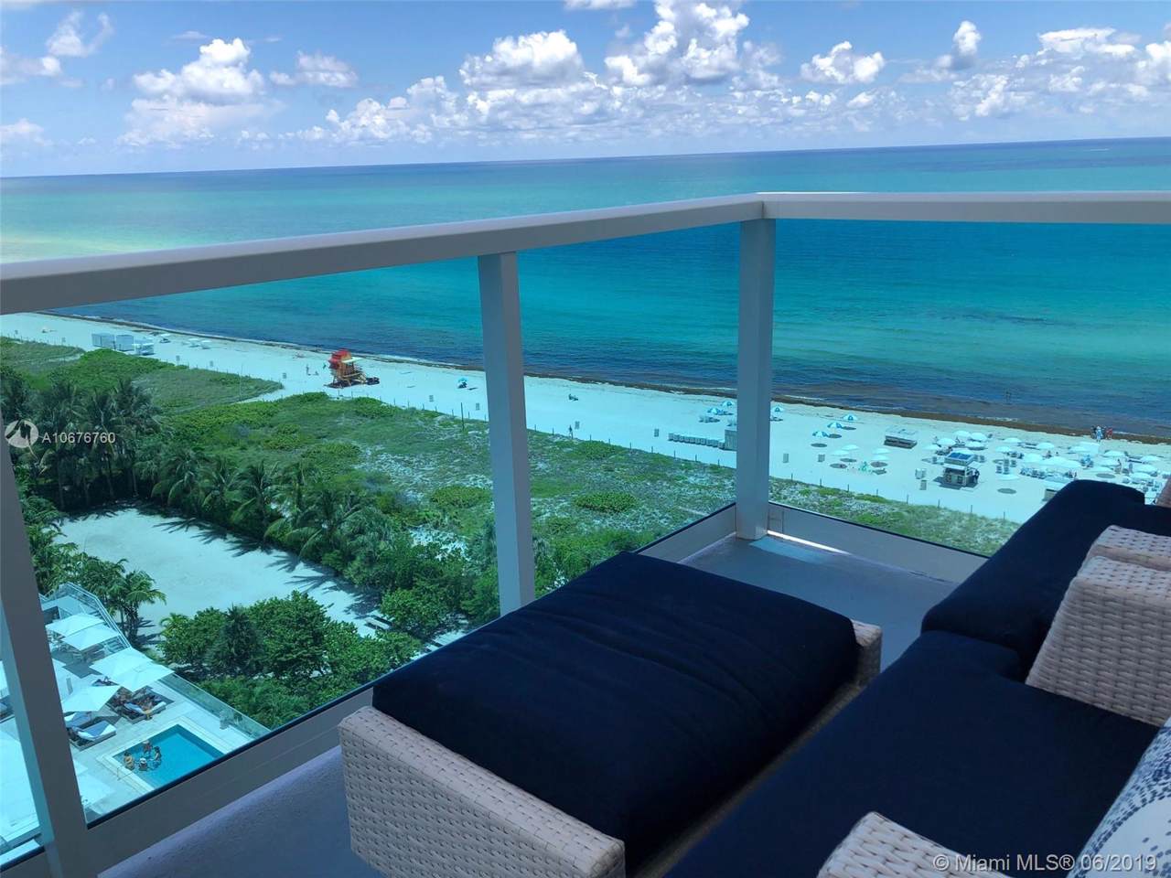 2301 Collins Ave - Photo 1