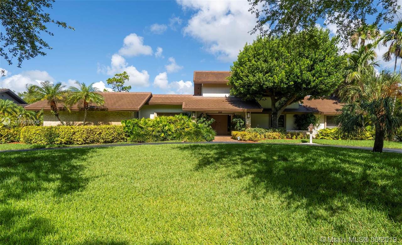 12850 61st Ave - Photo 1