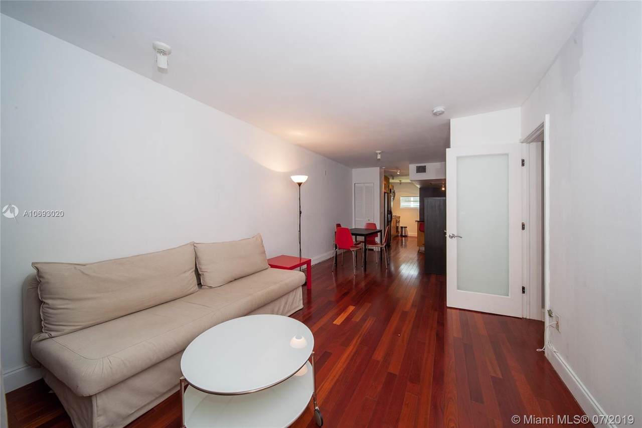 1340 Drexel Ave - Photo 1