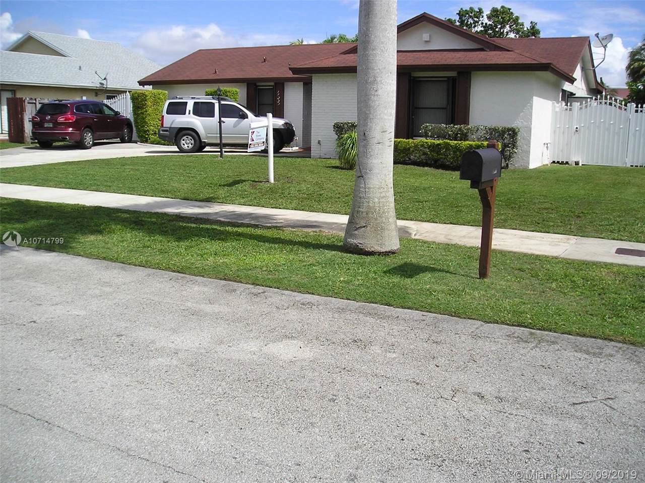 11231 156th St - Photo 1