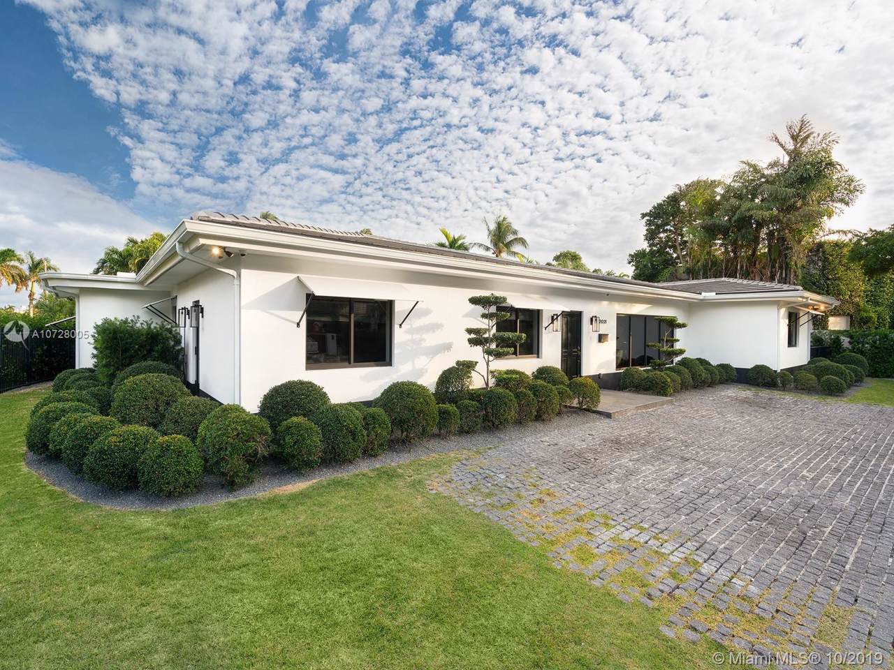 2021 Bay Rd - Photo 1