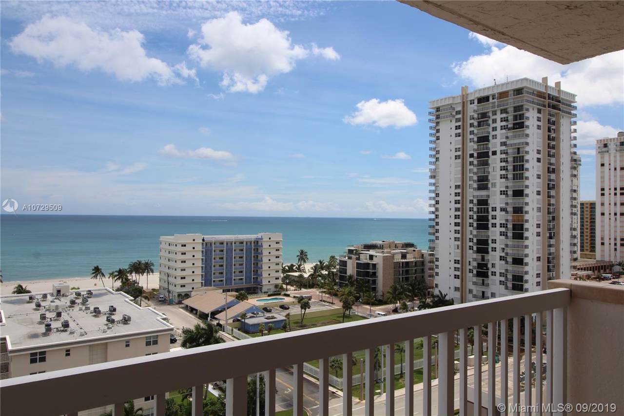 1500 Ocean Dr - Photo 1