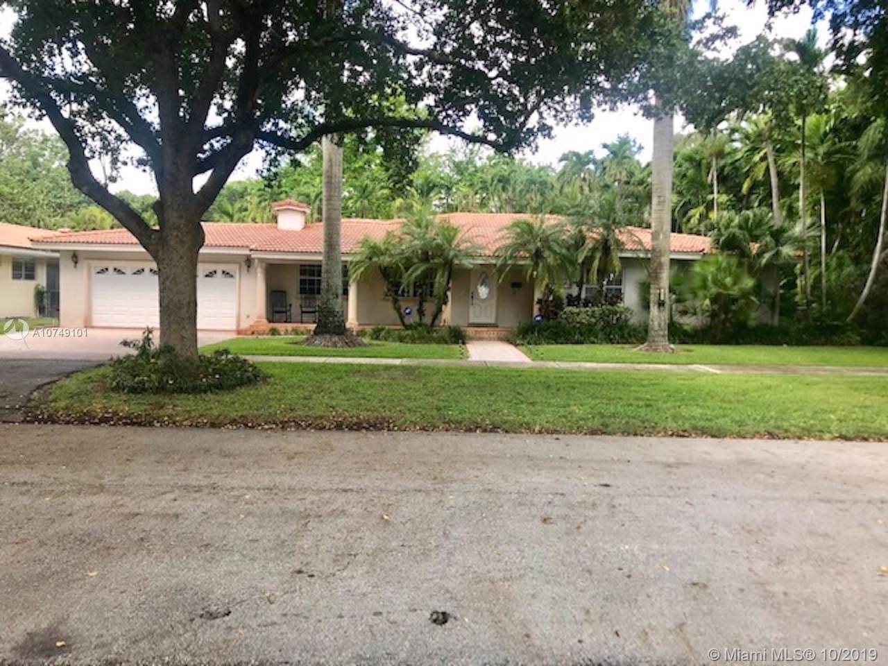 1555 Plasentia Ave - Photo 1