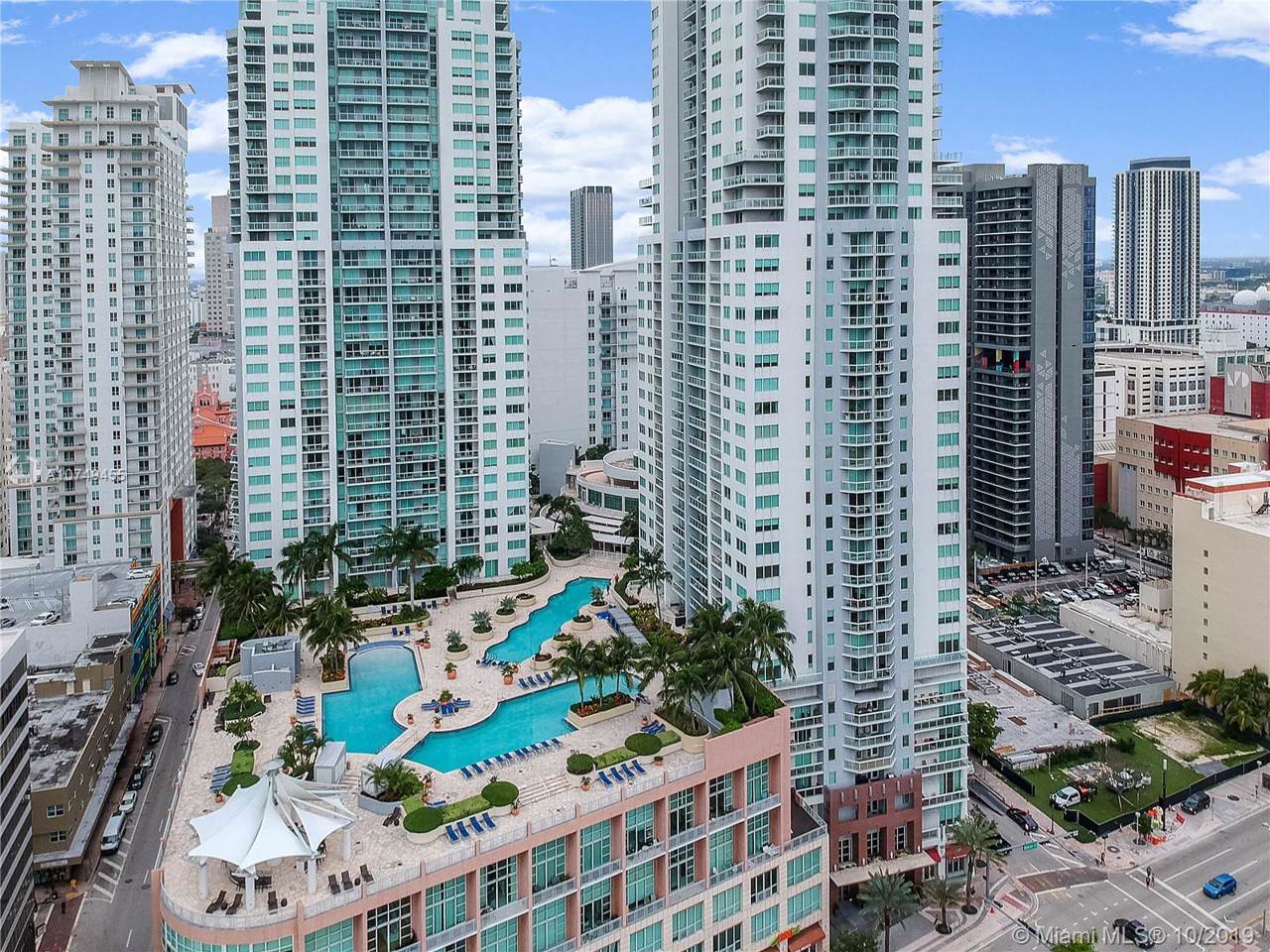 244 Biscayne Blvd - Photo 1