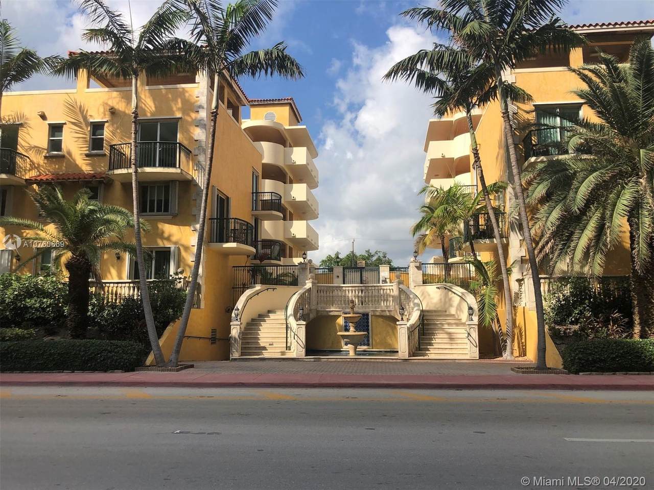 8888 Collins Ave - Photo 1
