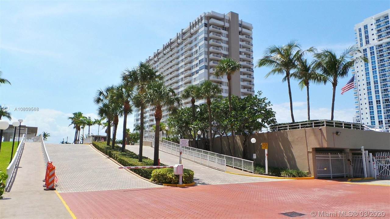 1985 Ocean Dr - Photo 1