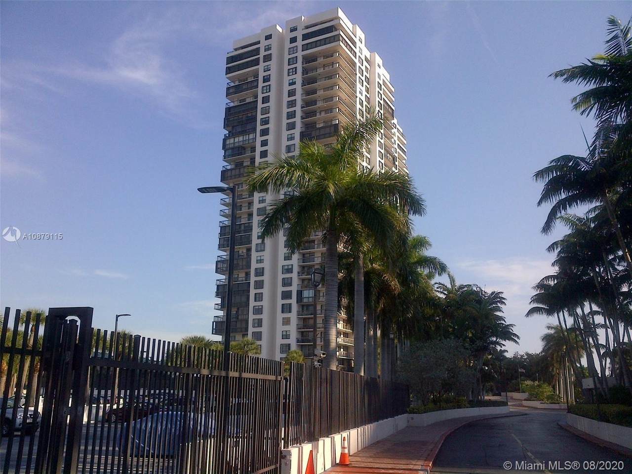 2333 Brickell Ave - Photo 1