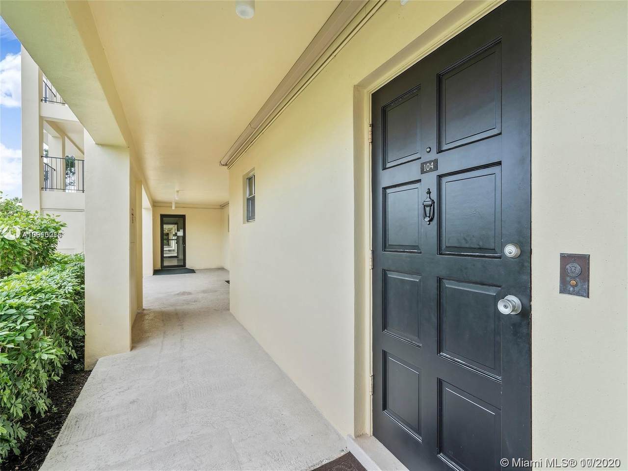 3150 Palm Aire Dr - Photo 1