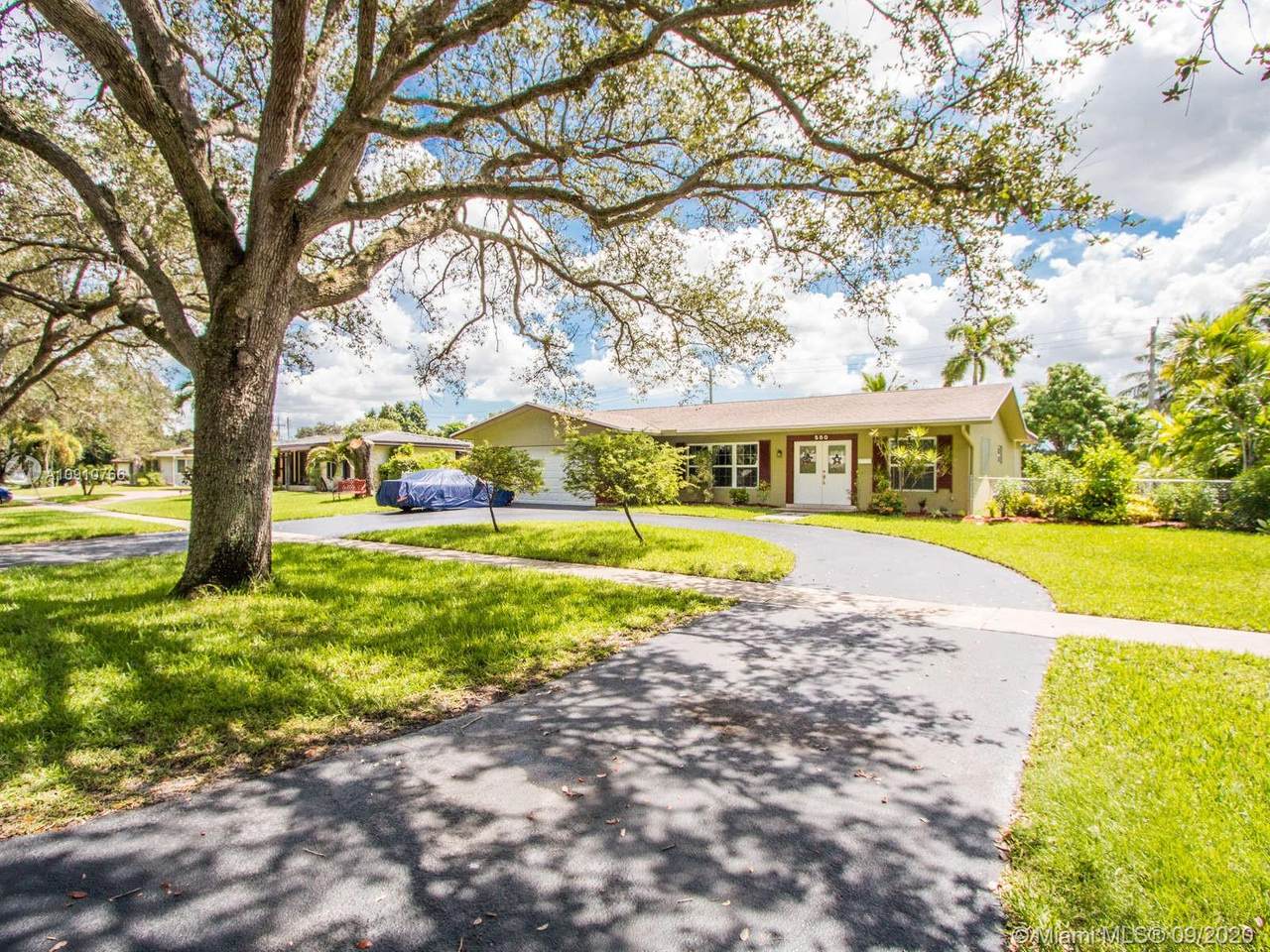 580 Fig Tree Lane - Photo 1