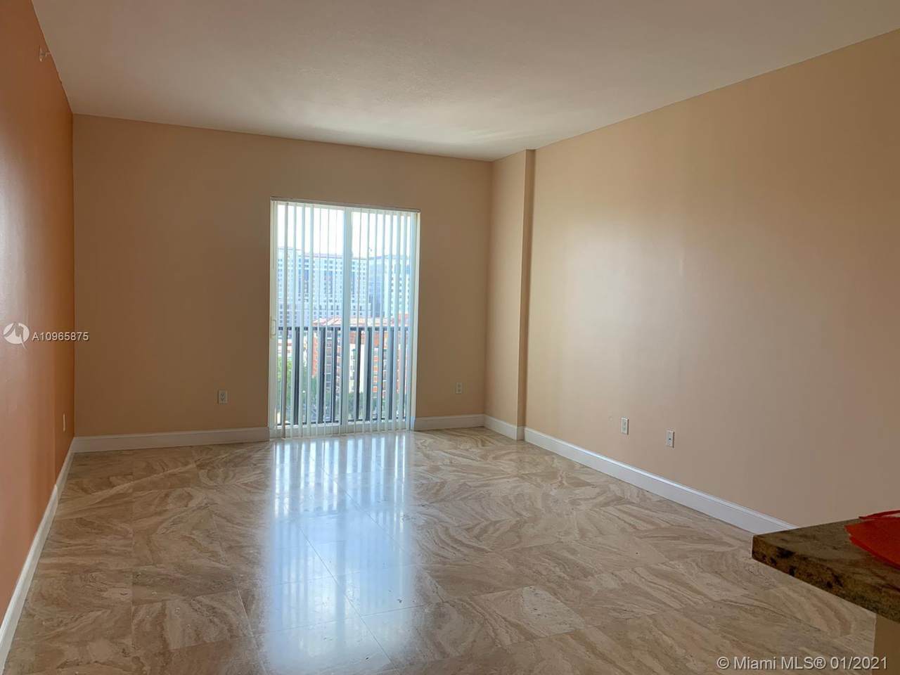 10 Aragon Ave - Photo 1