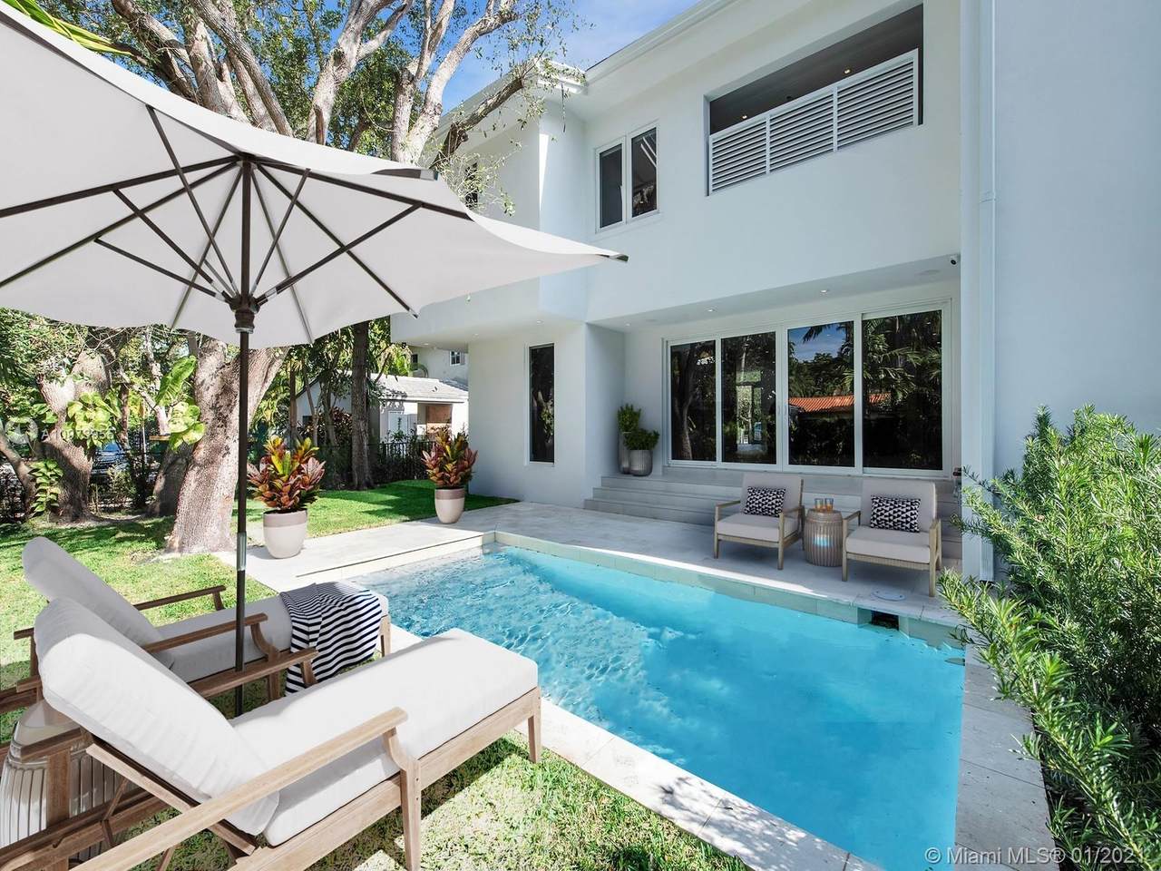 3508 Segovia St - Photo 1