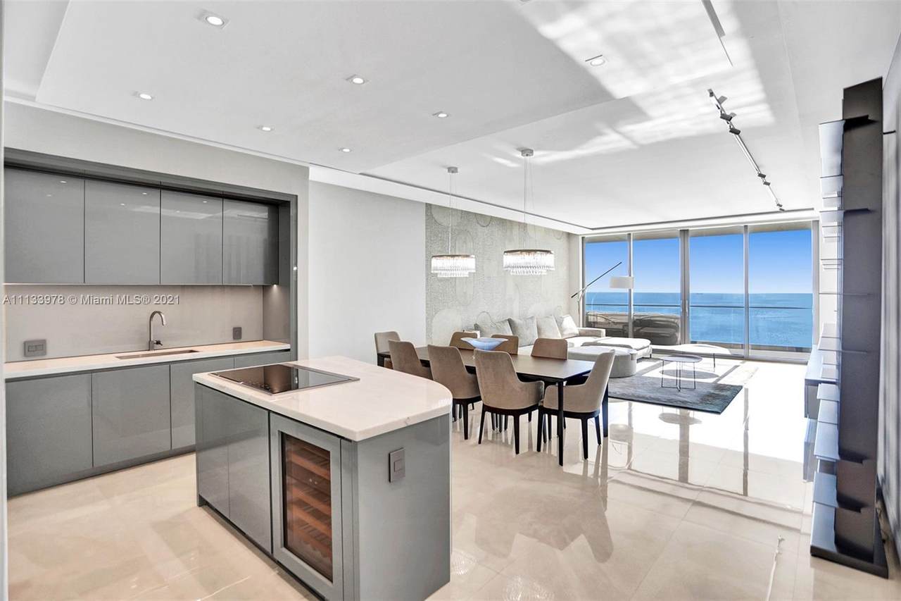18975 Collins Ave - Photo 1