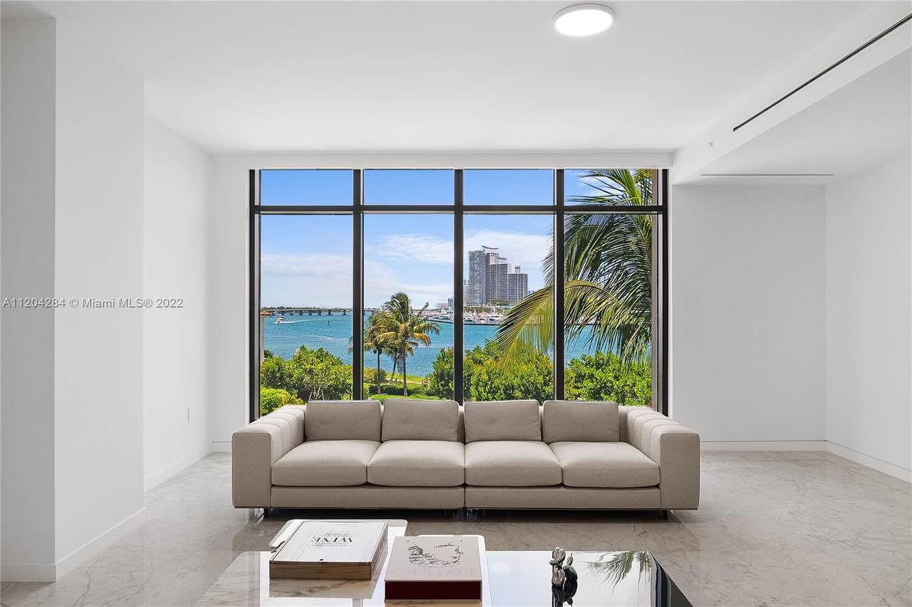 7032 Fisher Island - Photo 1