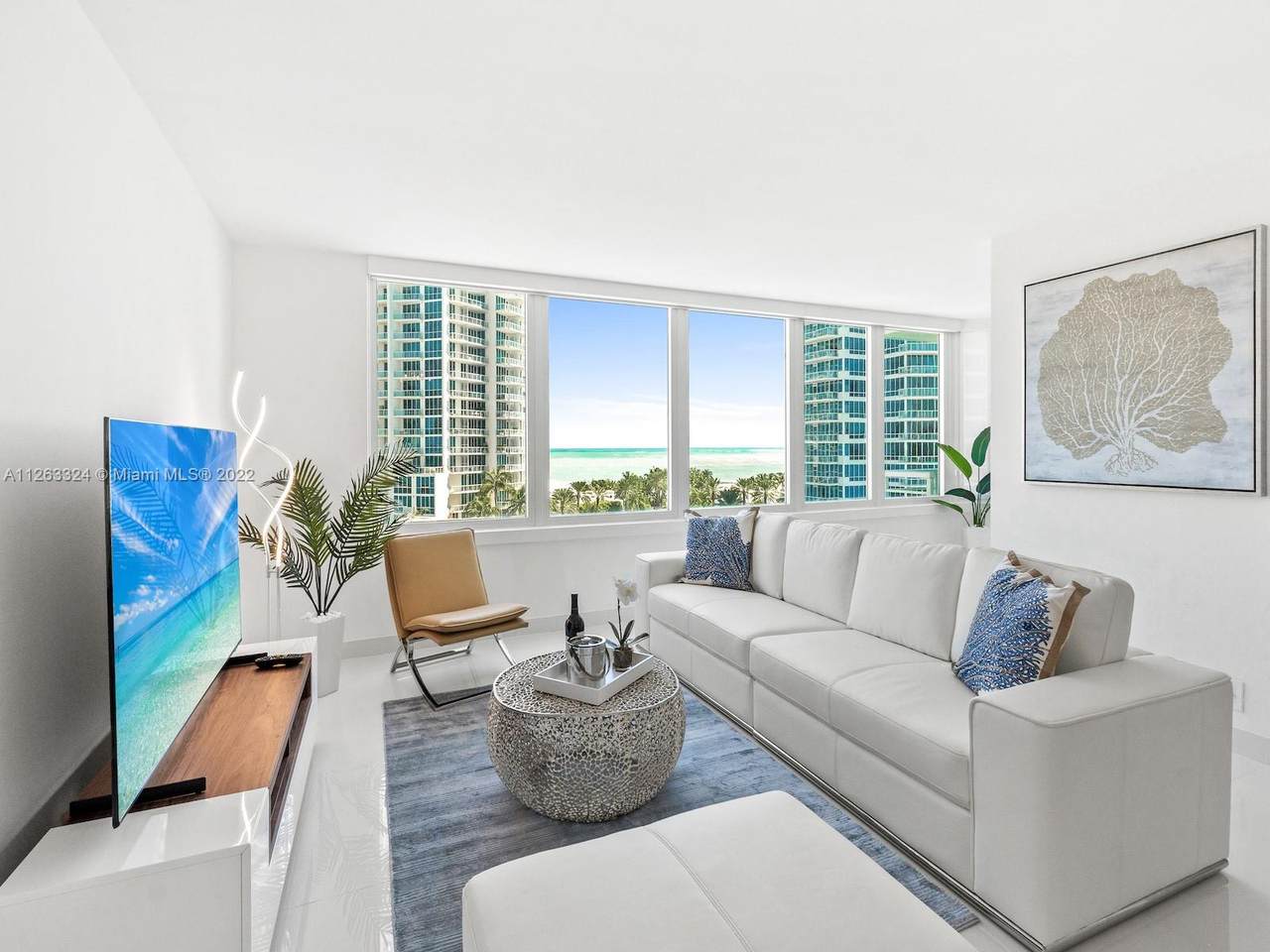 400 Pointe Dr - Photo 1
