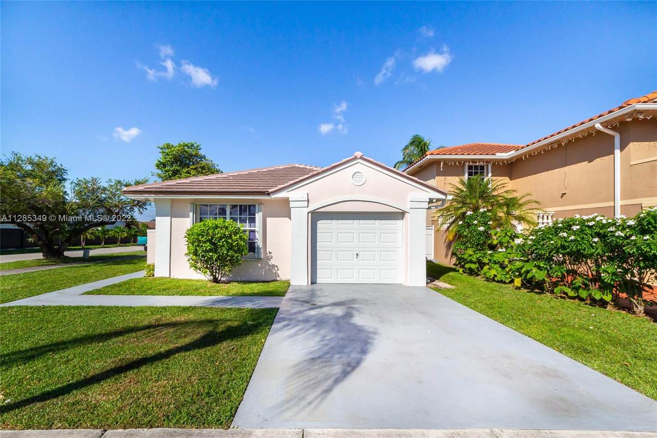 6284 149th Ave - Photo 1