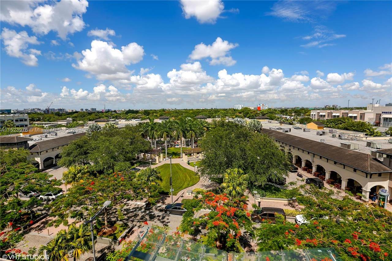 https://bt-photos.global.ssl.fastly.net/miami/1280_boomver_4_A11523976-2.jpg