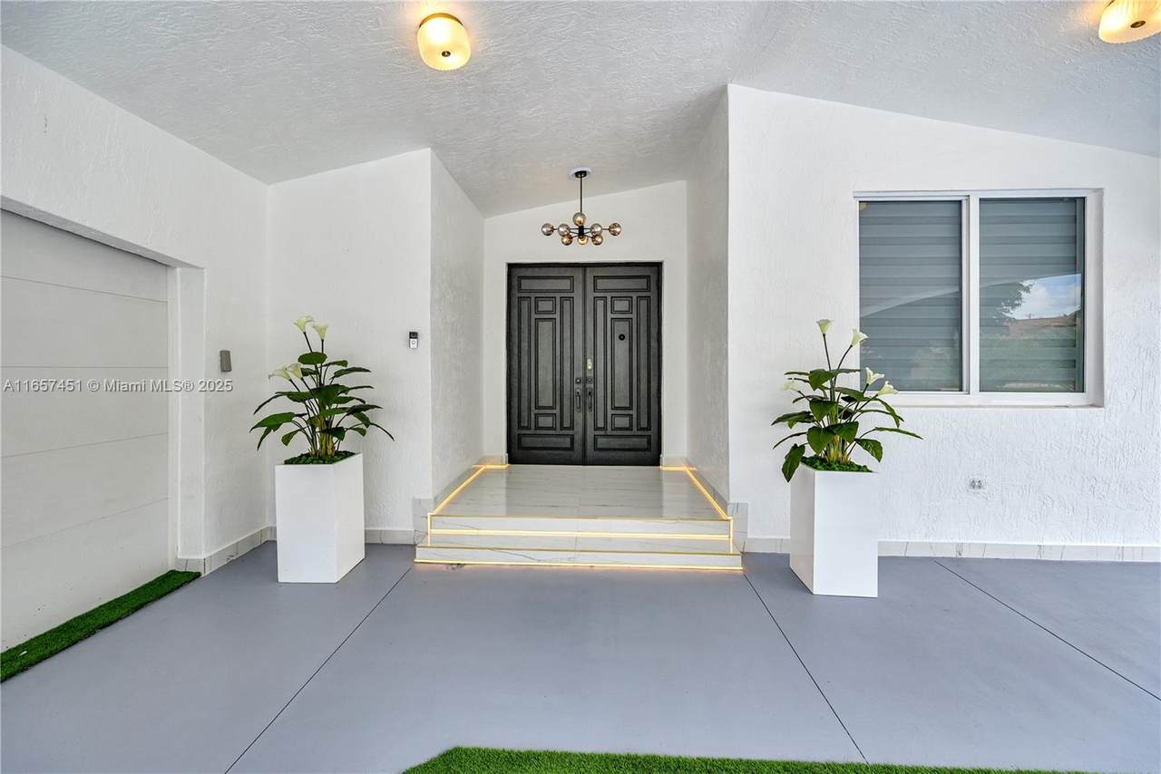 2750 142nd Ct - Photo 1