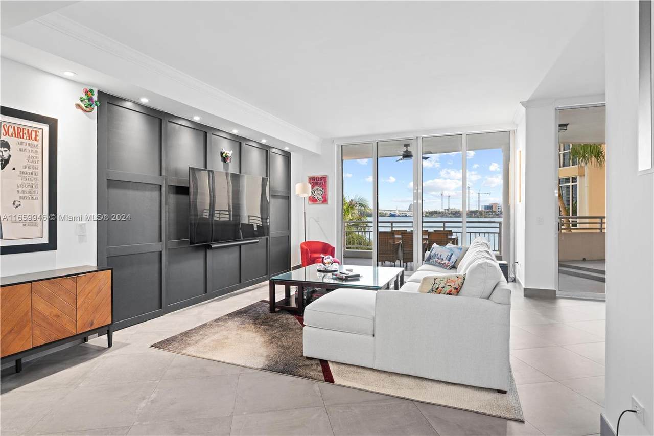 848 Brickell Key Dr - Photo 1