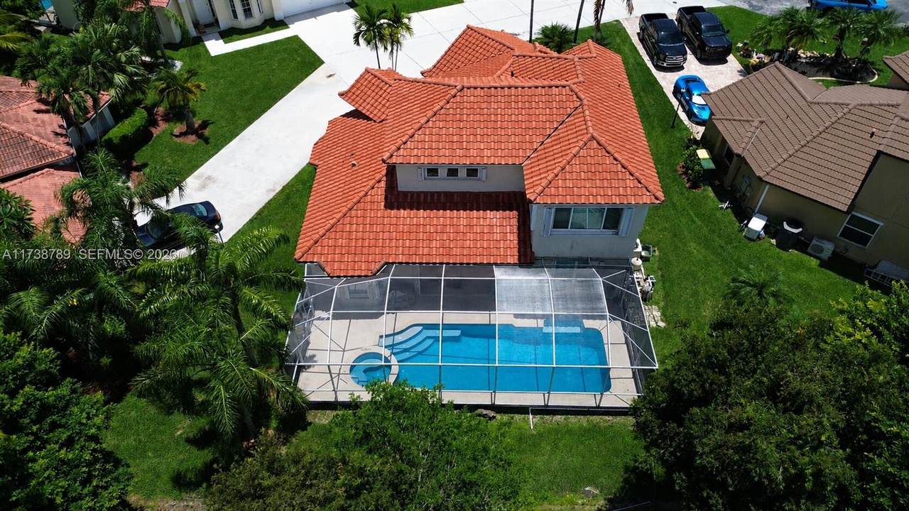 https://bt-photos.global.ssl.fastly.net/miami/1280_boomver_4_A11738789-2.jpg