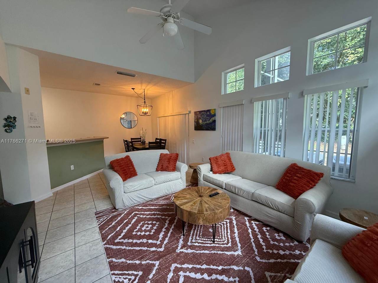 https://bt-photos.global.ssl.fastly.net/miami/1280_boomver_3_A11766271-2.jpg