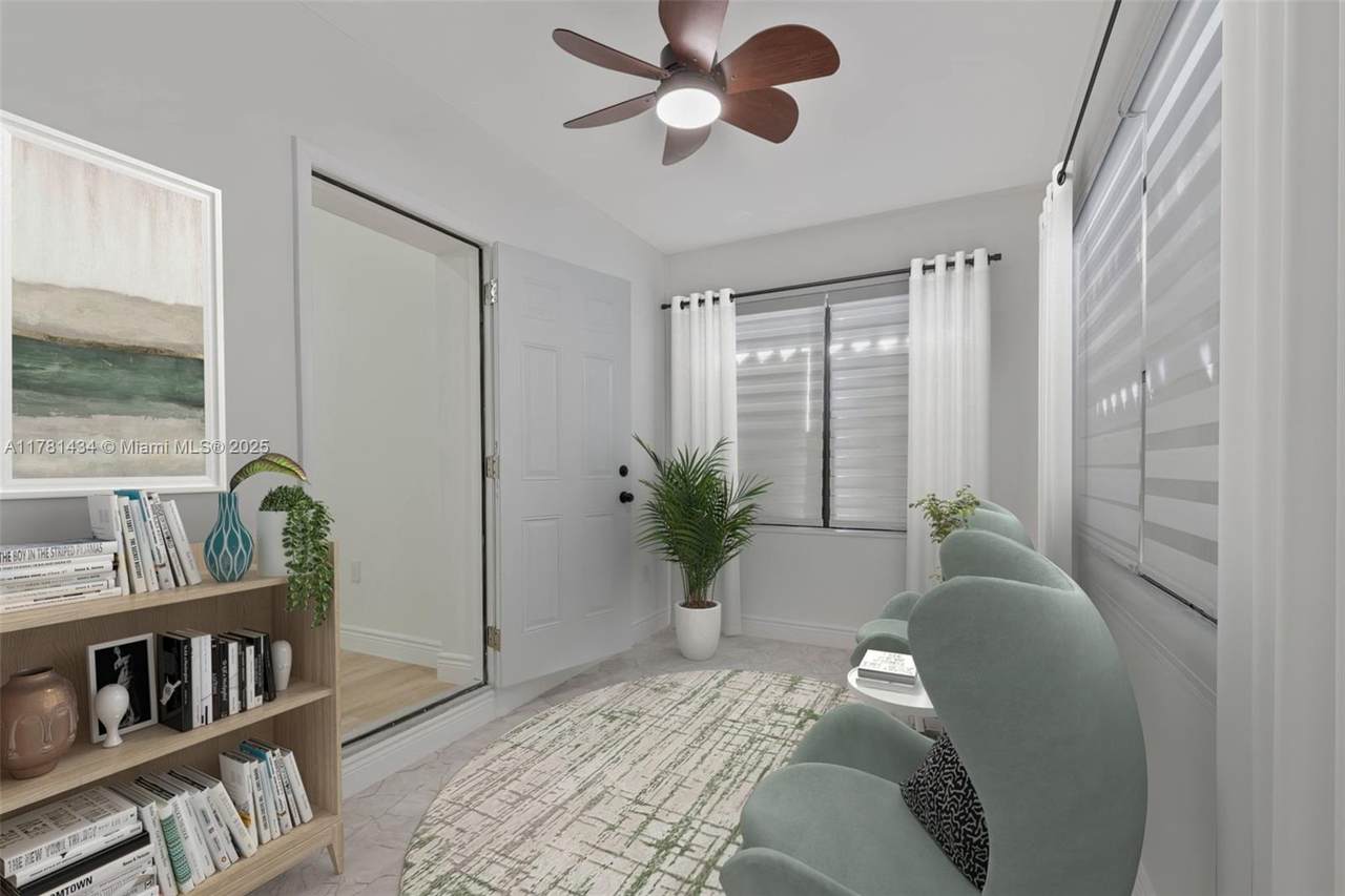 583 47th Ter - Photo 1