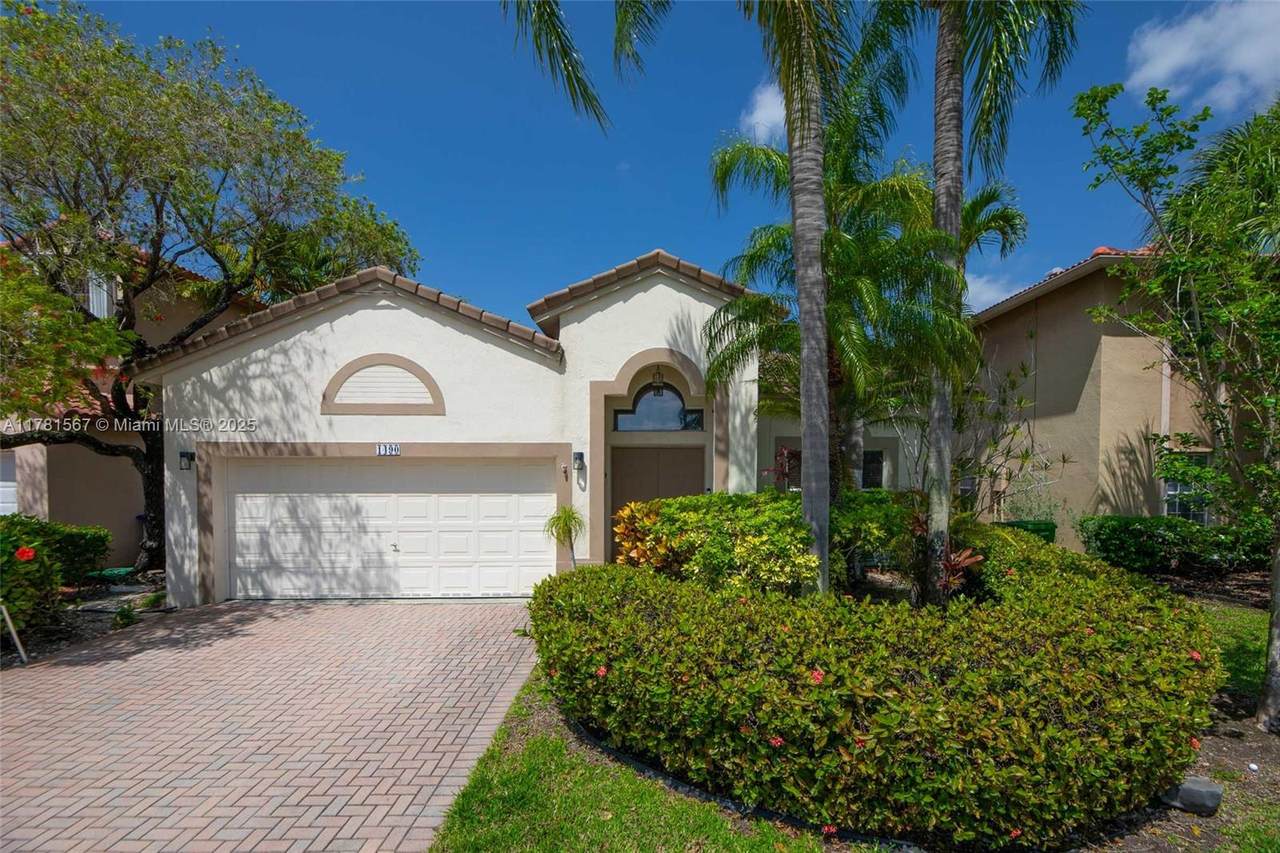 1490 159th Ave - Photo 1