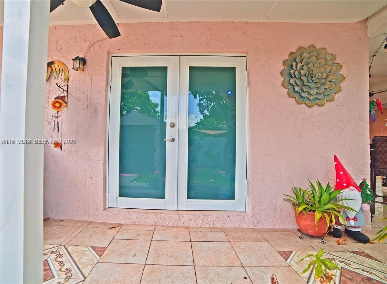 https://bt-photos.global.ssl.fastly.net/miami/1280_boomver_4_A11817618-2.jpg