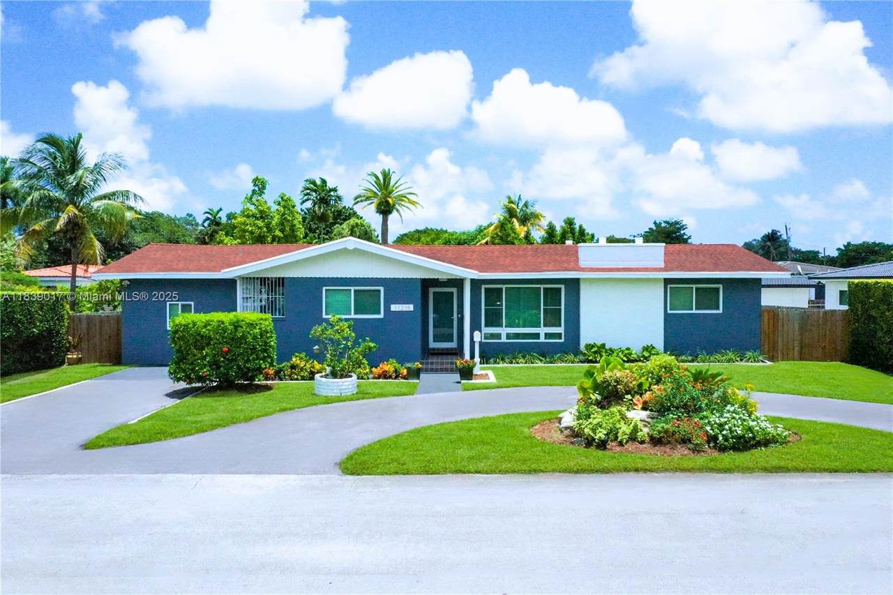 https://bt-photos.global.ssl.fastly.net/miami/1280_boomver_4_A11839017-2.jpg