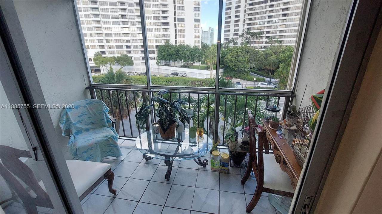 501 Three Islands Blvd - Photo 1
